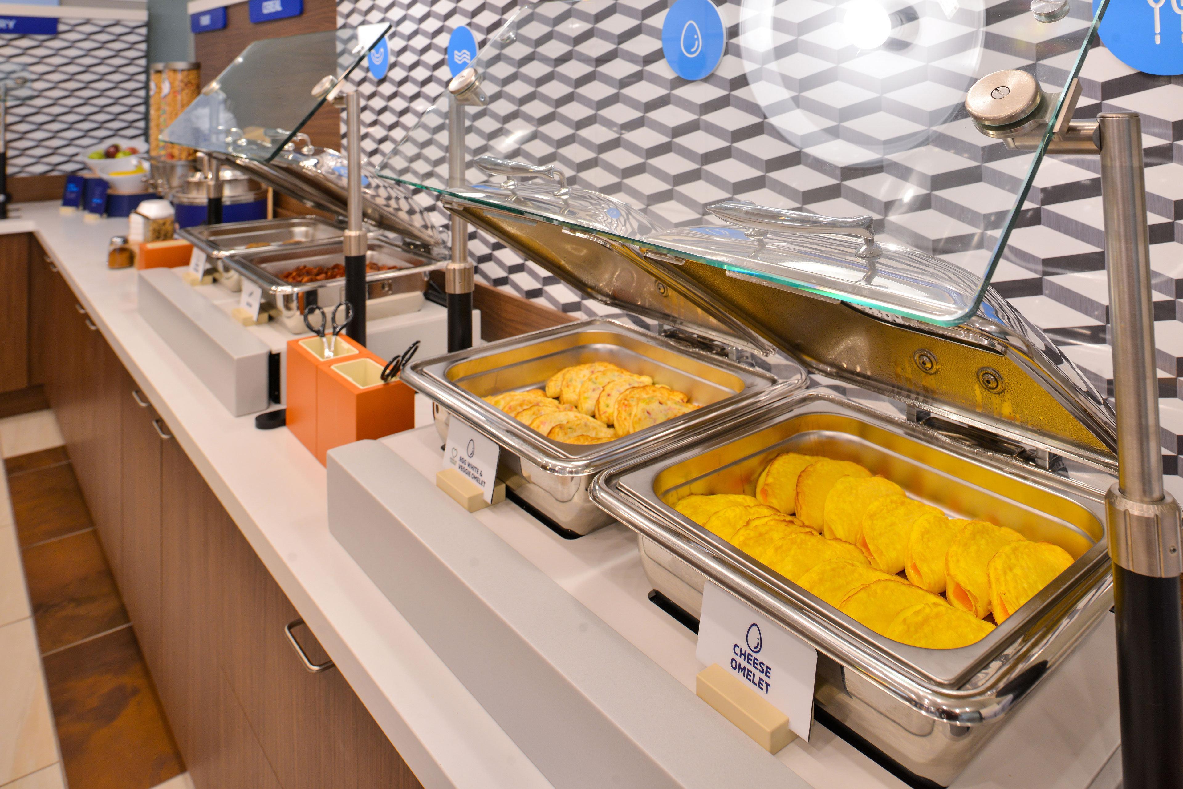 Holiday Inn Express & Suites - Medford By Ihg Buitenkant foto