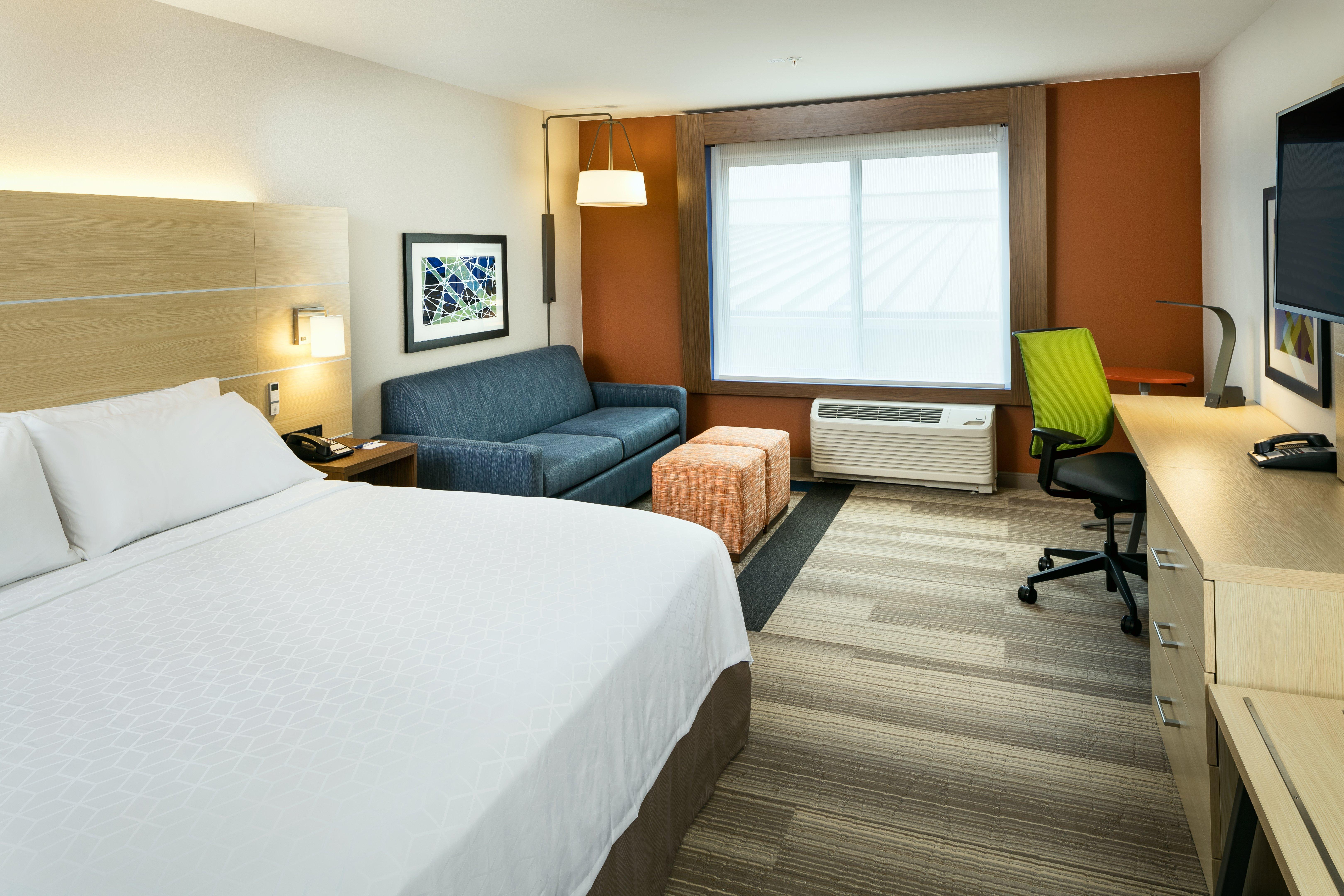 Holiday Inn Express & Suites - Medford By Ihg Buitenkant foto