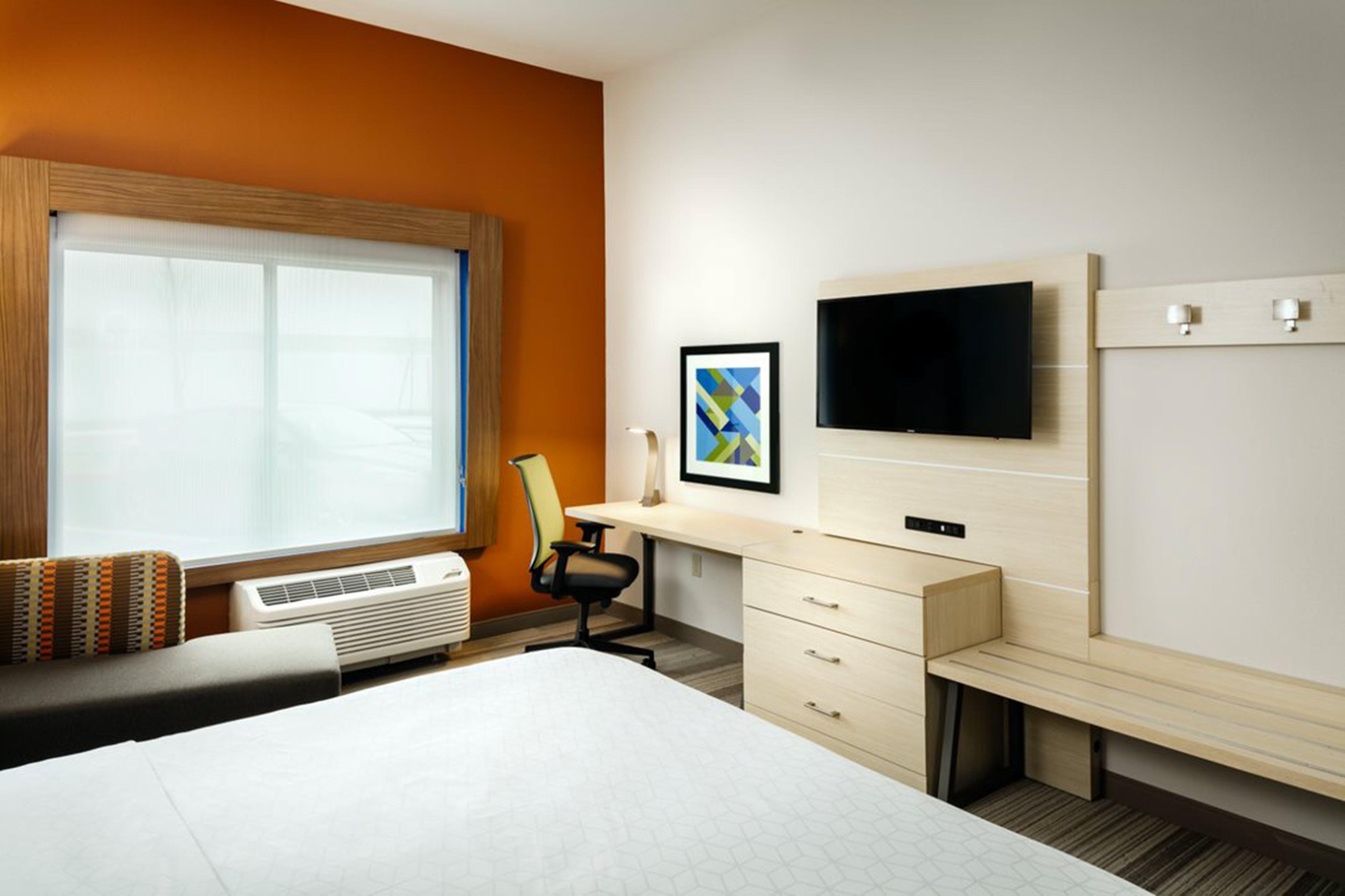 Holiday Inn Express & Suites - Medford By Ihg Buitenkant foto